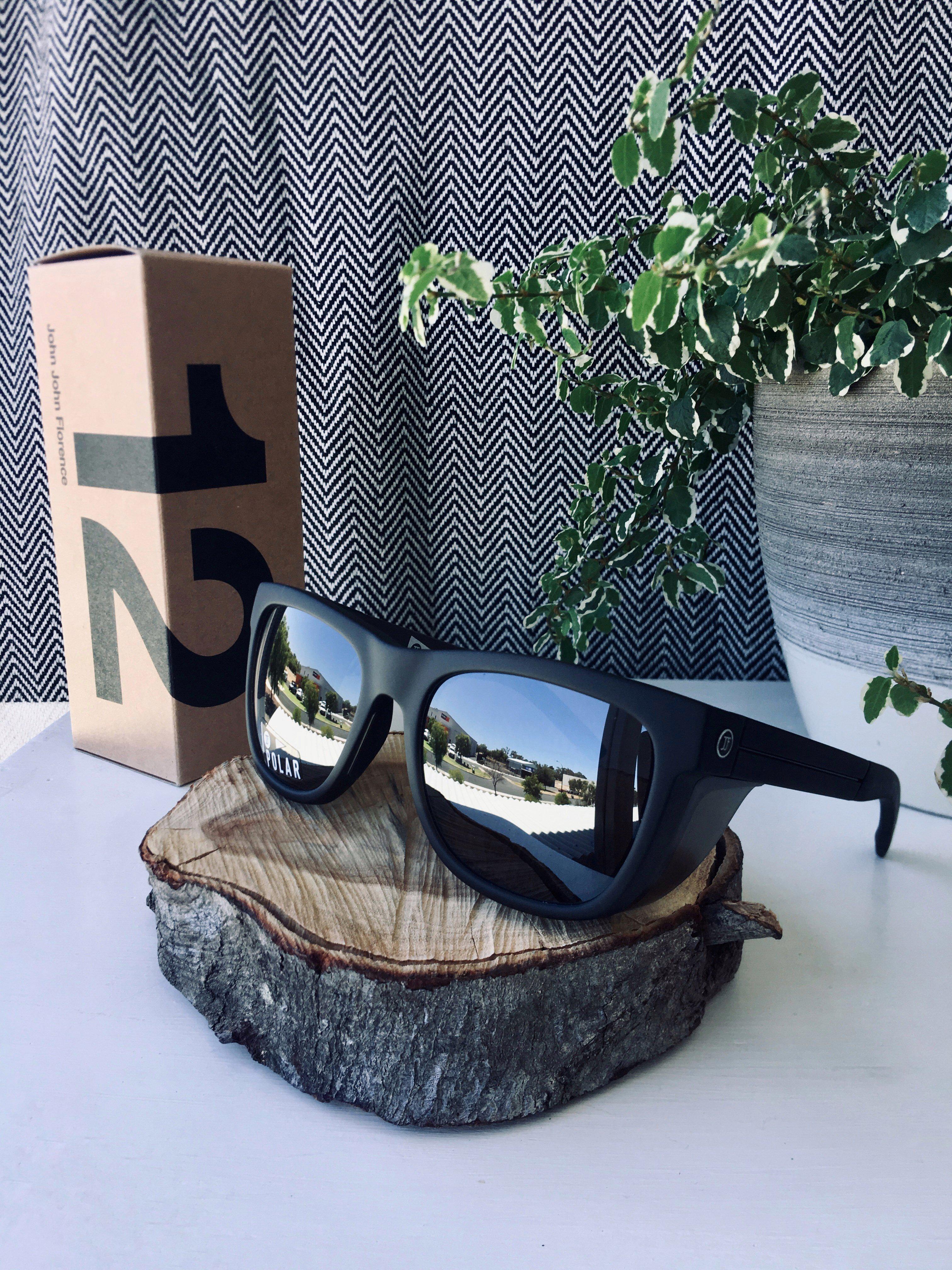 Electric Knoxville JJF12 Flohana