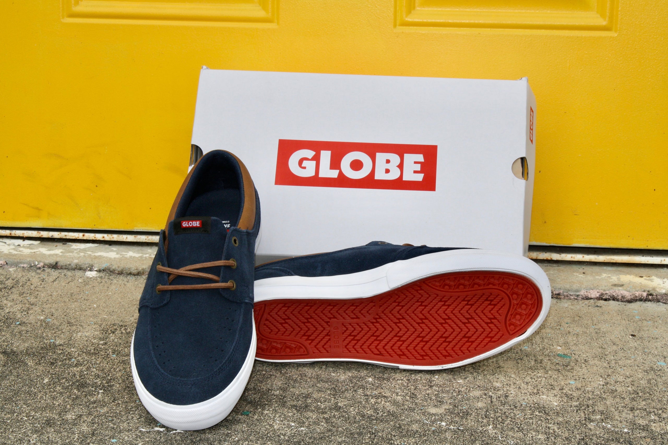 Globe attic online shoes