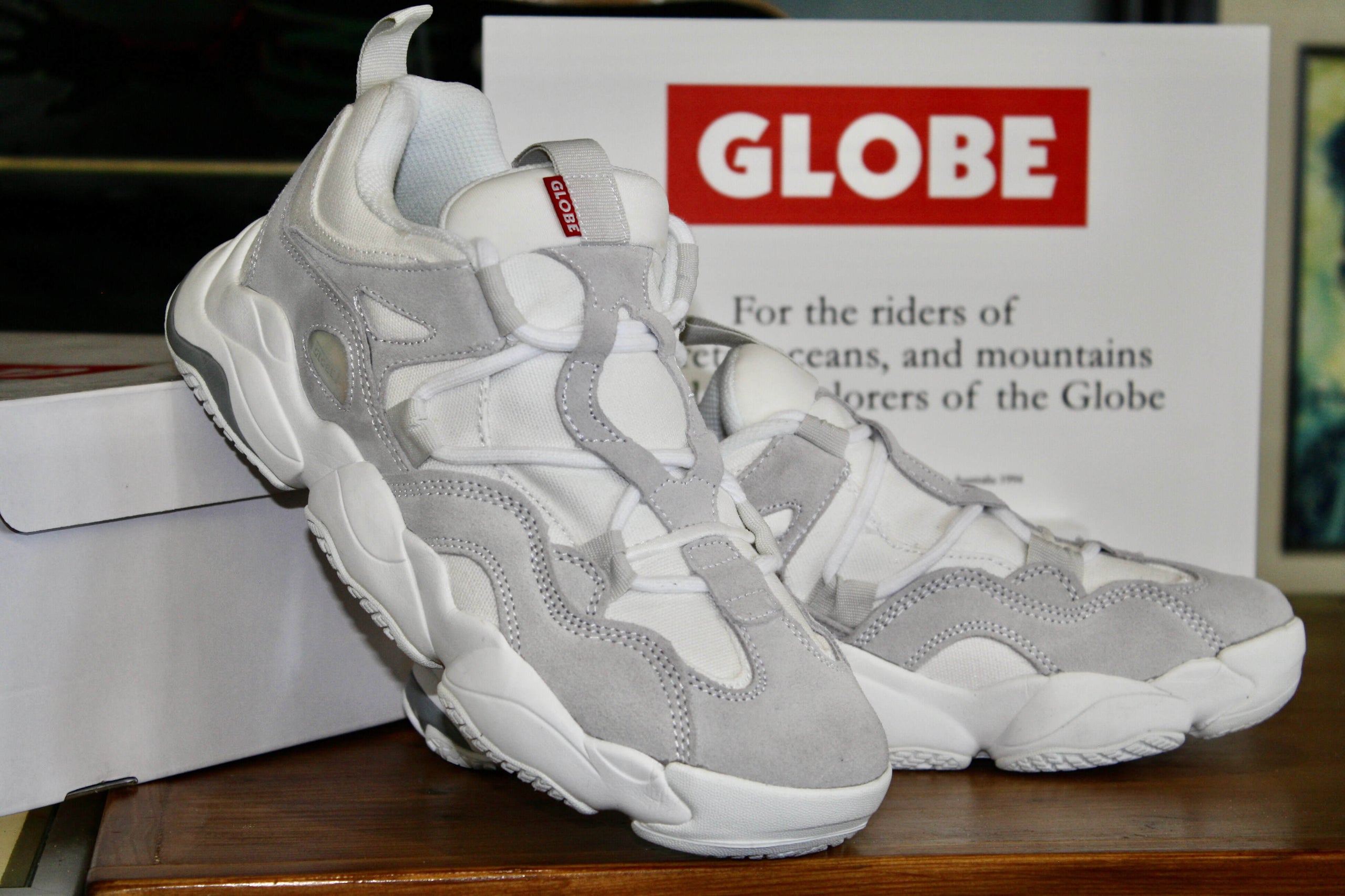 GLOBE OPTION EVO WHITE